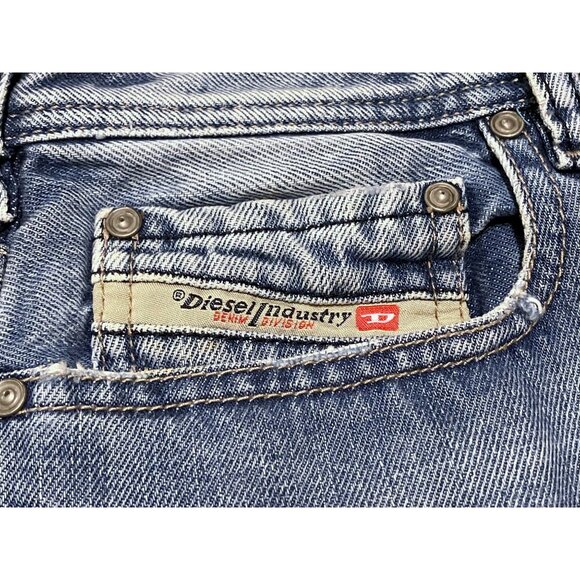 Y2K Diesel Mens Zatiny Selvedge Jeans 30x32 Fits 32x30 Boot Cut 8AT Wash italy - Picture 5 of 16